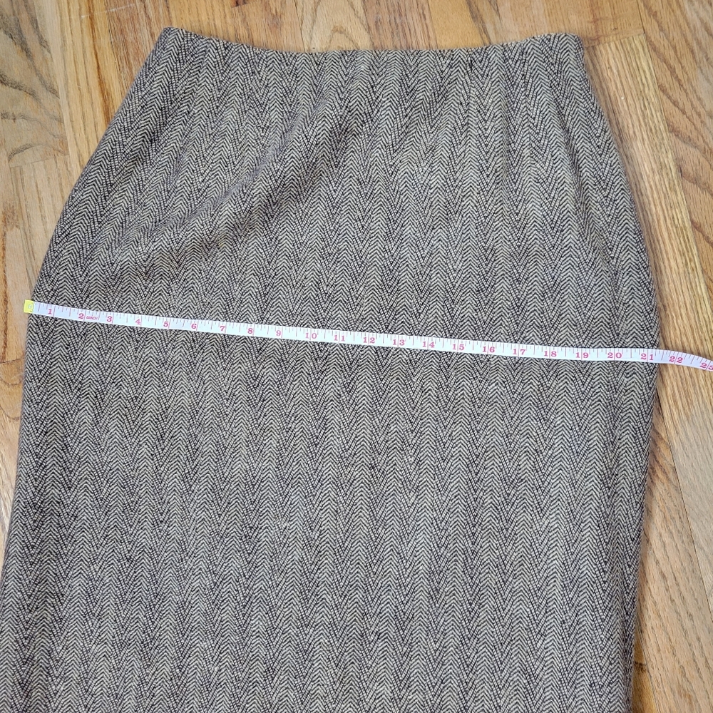 Vintage Harv'e Benard Sport Brown Wool Tweed Skirt With Fringe Size 10 - Picture 9 of 14